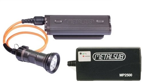Metalsub Cable light KL1242 LED2400 + FX1204 + MP2500 + Semi hard case (SET)