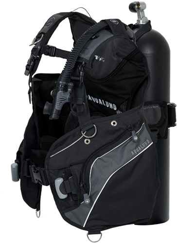 /b/c/bc1660110-pro-hd-men-black-grey-06-leftwithtank_101745.jpg