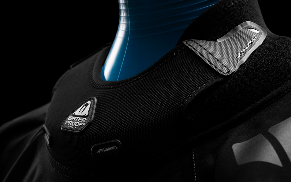 Waterproof D1X Hybrid